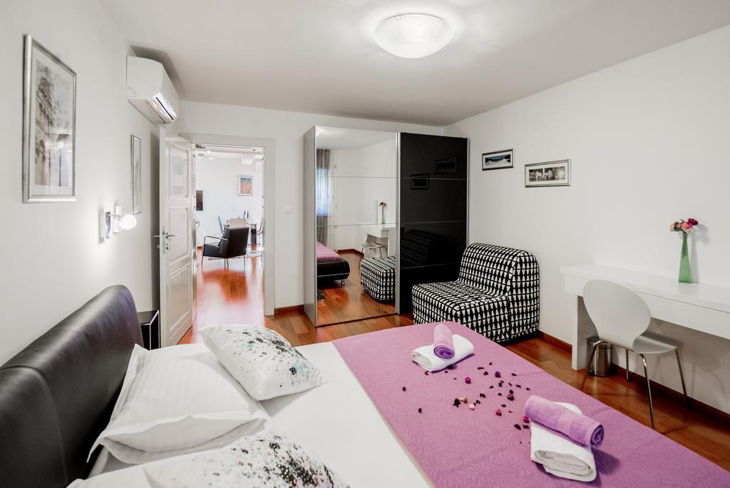 Penthouse Priuli Apartment สปลิท ภายนอก รูปภาพ